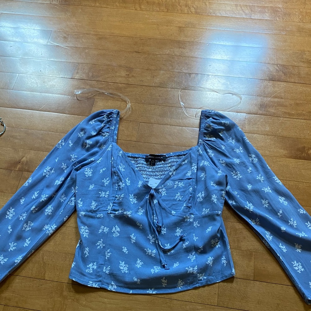 Pacsun Kendall and Kylie. Blue and white. Size XS.